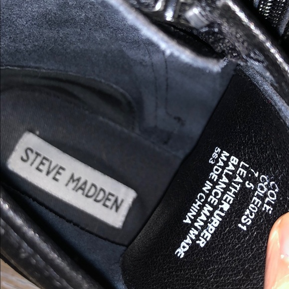 Steve Madden rain boots/combat - Picture 2 of 8